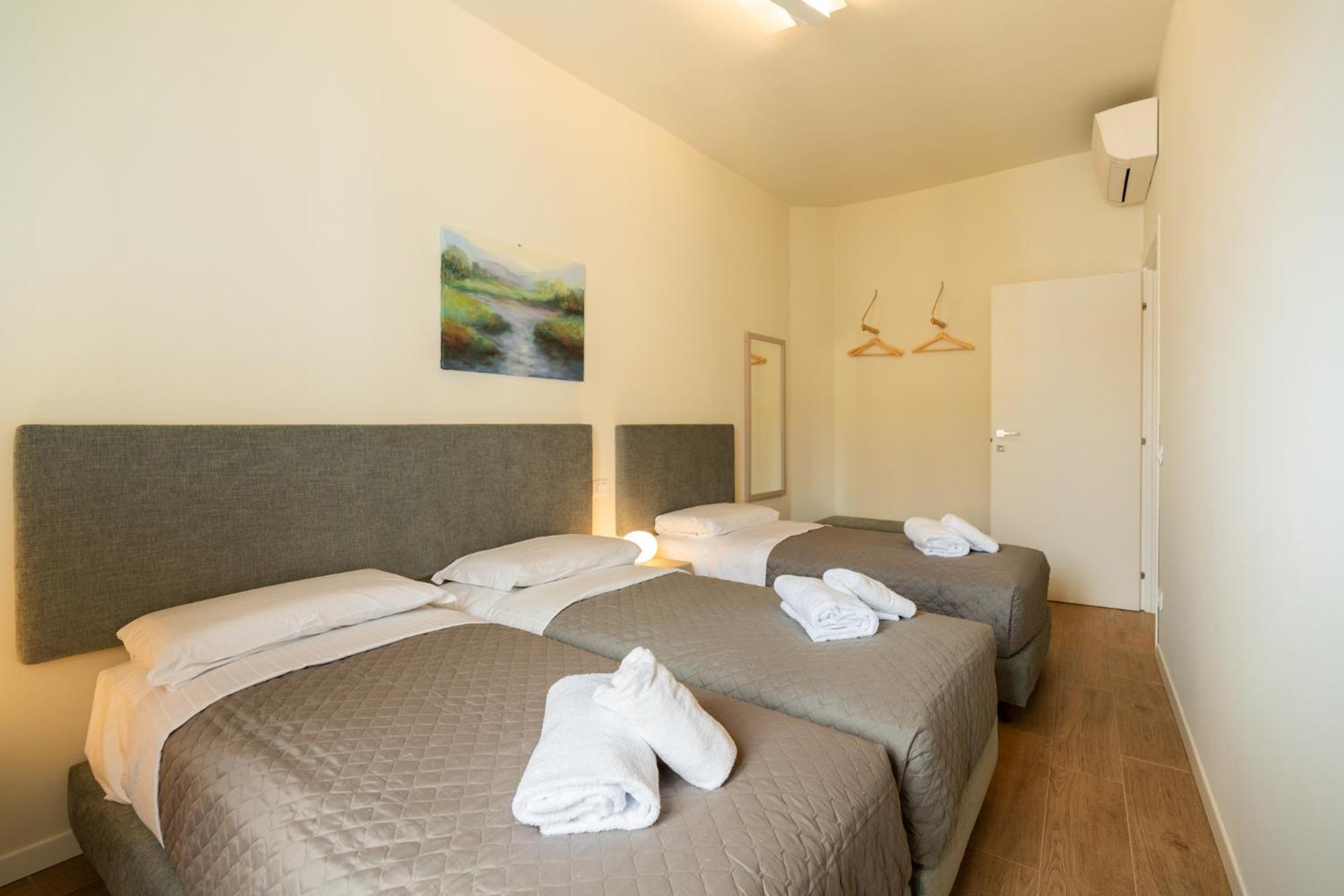 Domus Verona - Ampia Residenza Filippini A Pochi Passi Dall'Arena 客房 照片