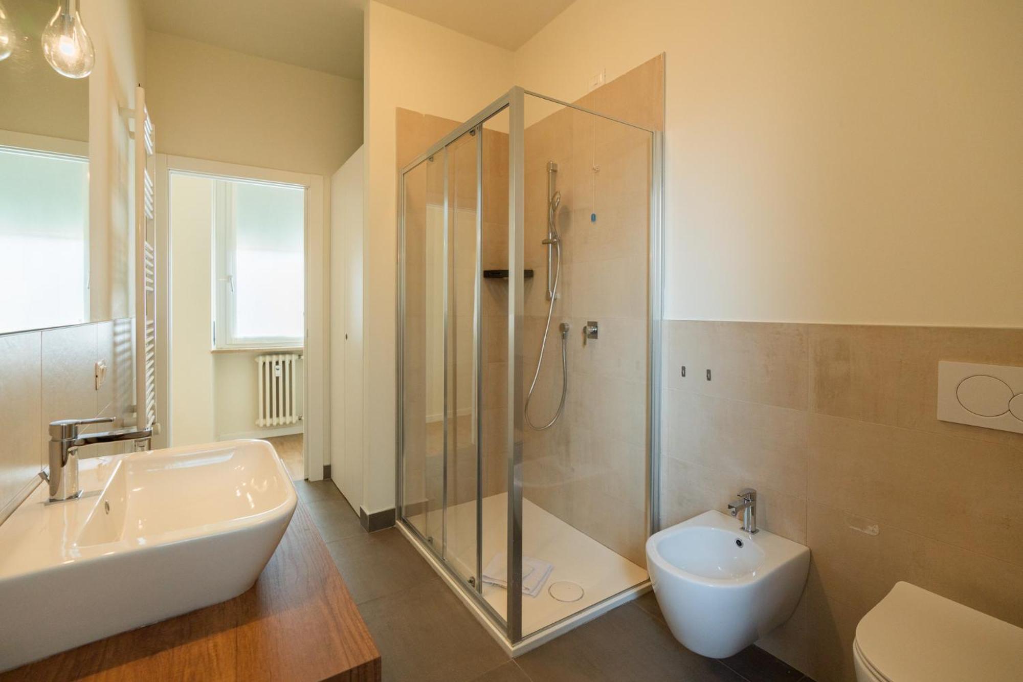 Domus Verona - Ampia Residenza Filippini A Pochi Passi Dall'Arena 客房 照片
