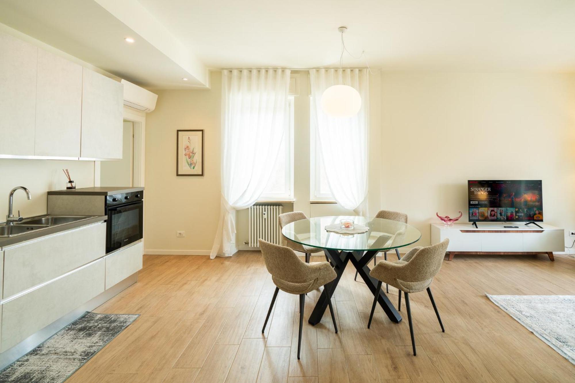 Domus Verona - Ampia Residenza Filippini A Pochi Passi Dall'Arena 外观 照片